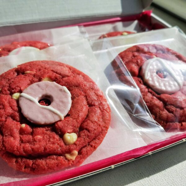 Pink party ring Fiesta cookies